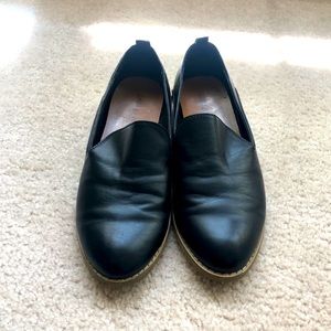 Black faux leather loafers 7.5 in used but great condition